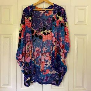 Victoria’s Secret floral kimono cover up robe XS/S